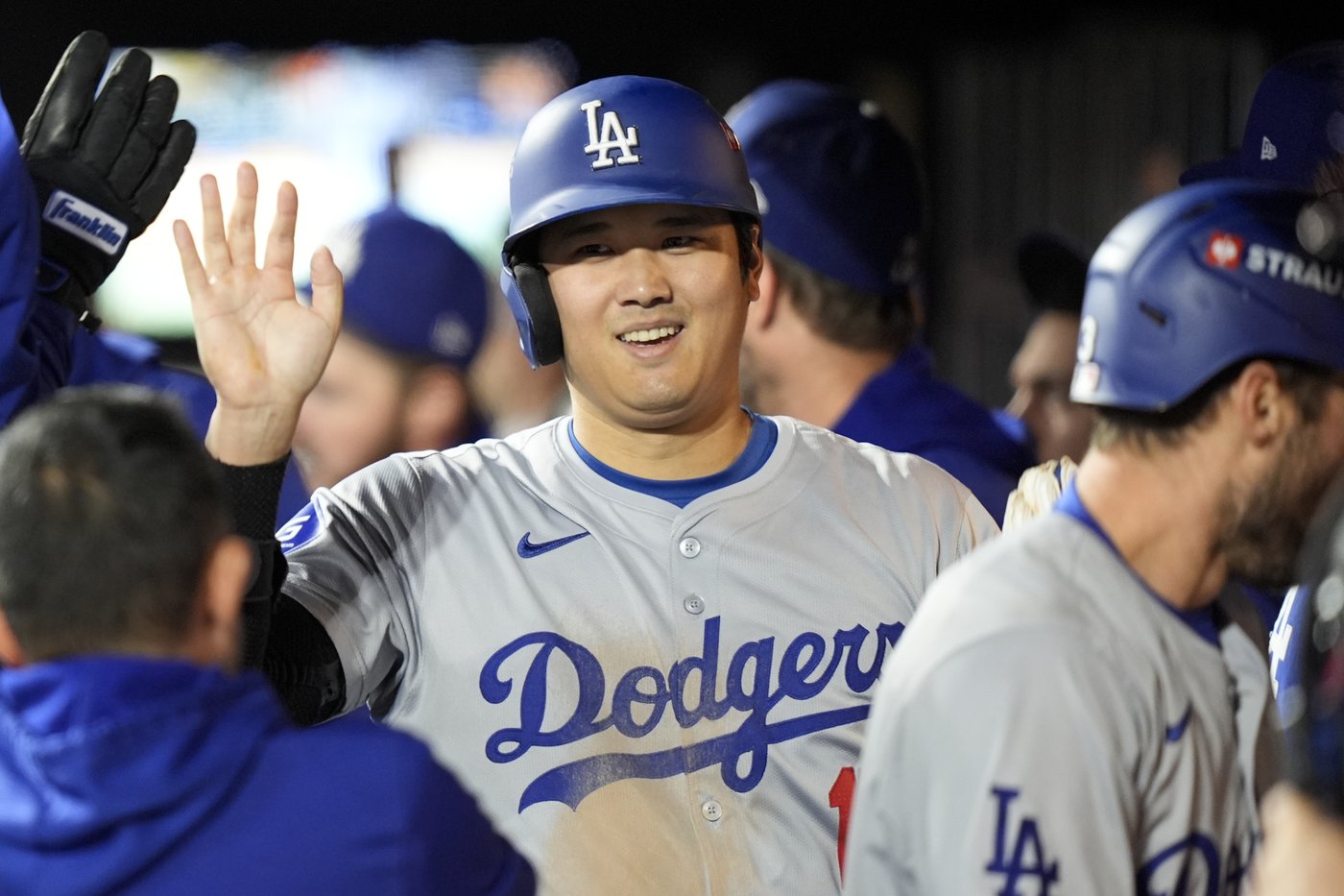Shohei Ohtani homers to lead off NLCS Game 4 for Dodgers against Mets | iNFOnews.ca