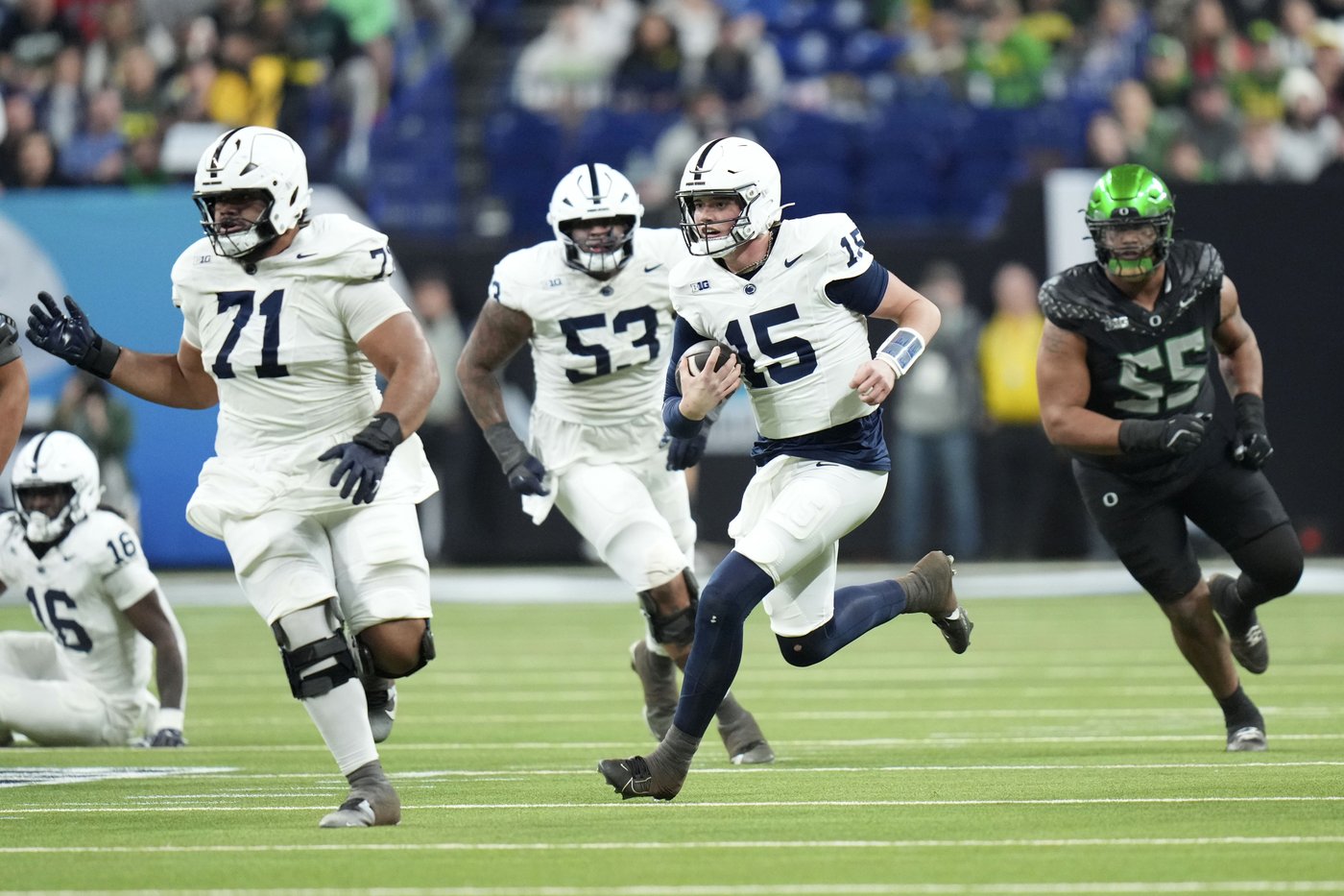 Oregon, Penn State amass 55 points to set Big Ten title game 1st-half scoring record | iNFOnews.ca Oregon, Penn State amass 55 points to set Big Ten title game 1st-half scoring record | iNFOnews.ca
