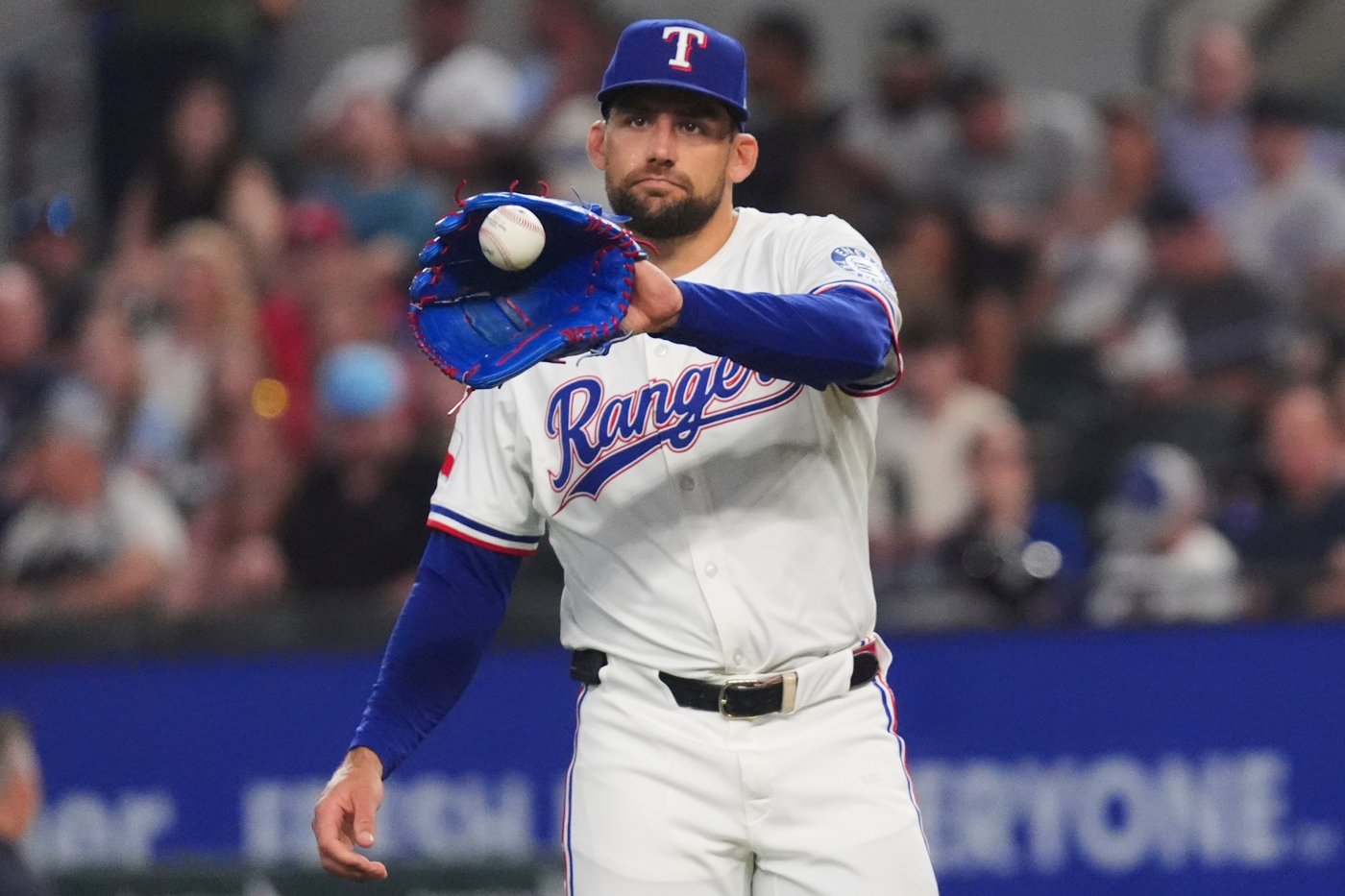 Texas Rangers pitcher Nathan Eovaldi recovering from surgery for sports hernia | iNFOnews.ca