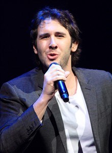 Host Josh Groban says 'Rising Star' distinct from other TV singing competitions | iNFOnews.ca Host Josh Groban says 'Rising Star' distinct from other TV singing competitions | iNFOnews.ca