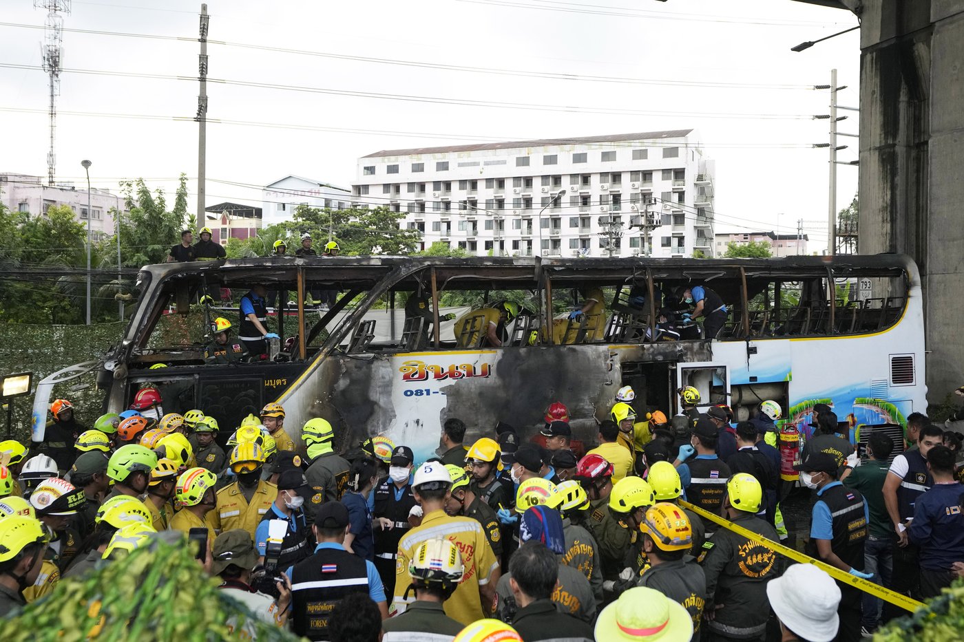 More than 20 are feared dead after a school bus catches fire in suburban Bangkok | iNFOnews.ca