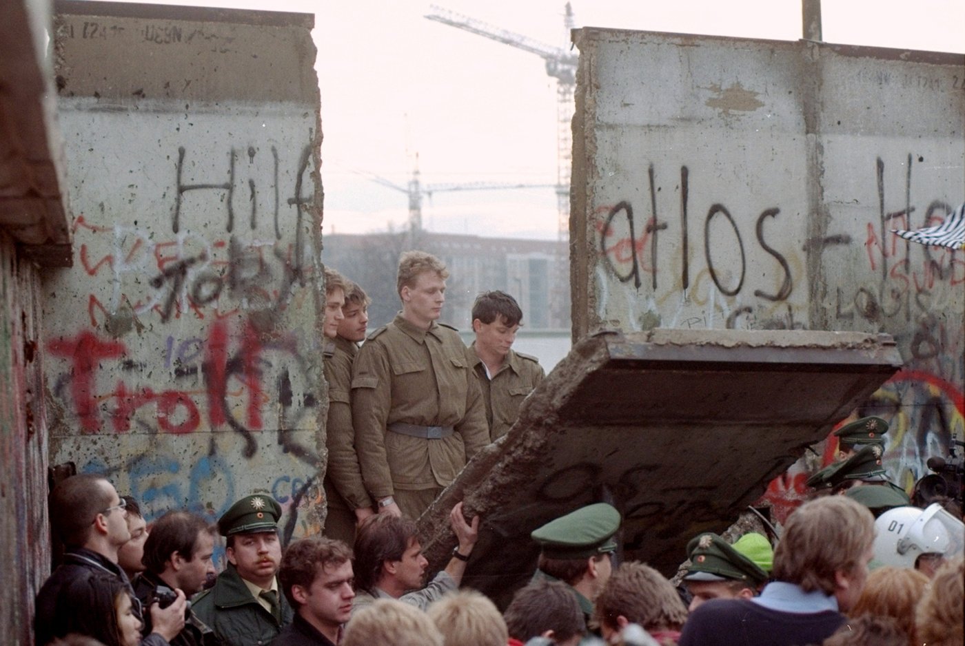 PHOTO COLLECTION: Germany Berlin Wall Anniversary | iNFOnews.ca PHOTO COLLECTION: Germany Berlin Wall Anniversary | iNFOnews.ca