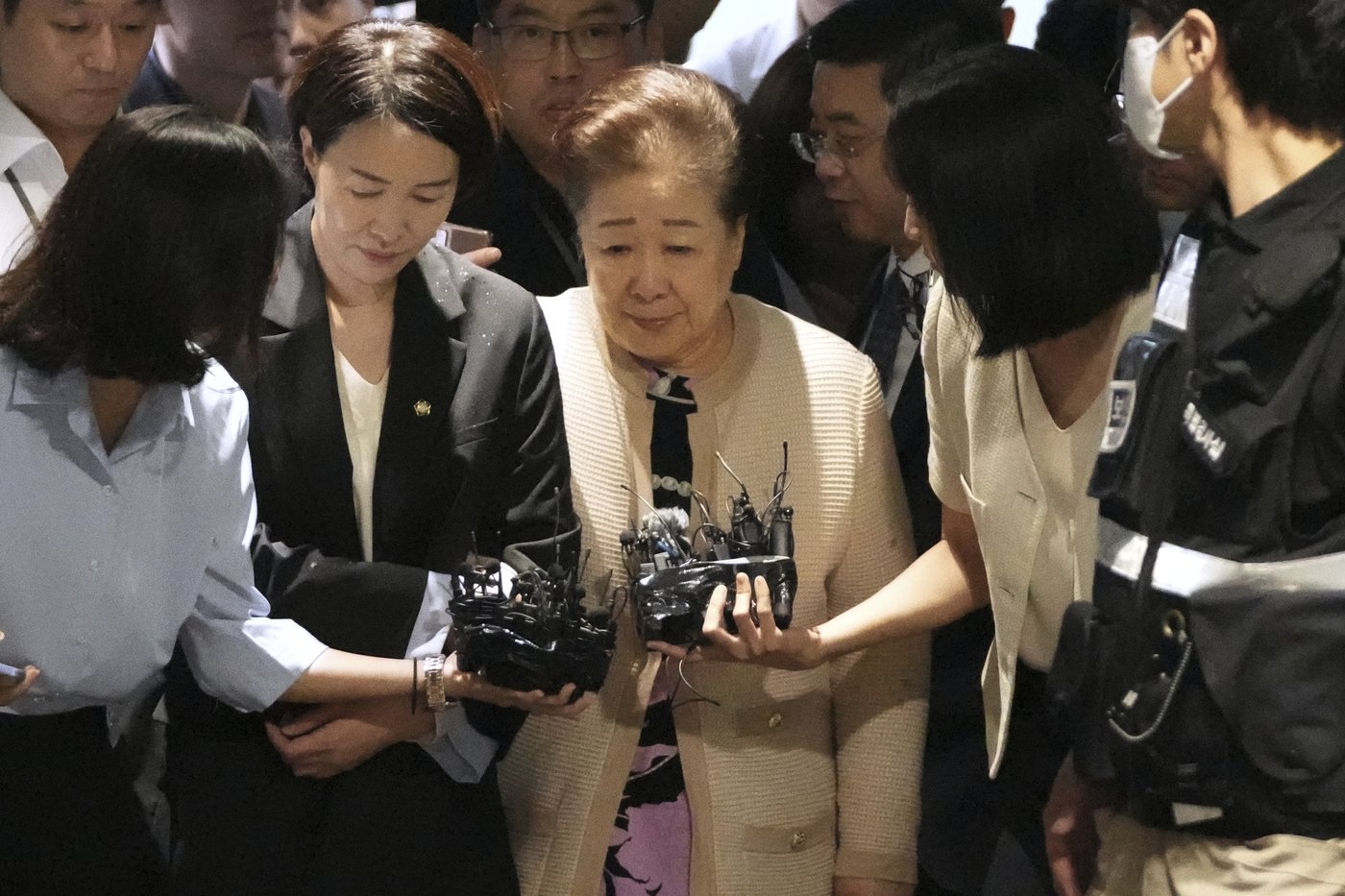 Unification Church leader questioned about alleged bribery of South Korea's former first lady | iNFOnews.ca Unification Church leader questioned about alleged bribery of South Korea's former first lady | iNFOnews.ca