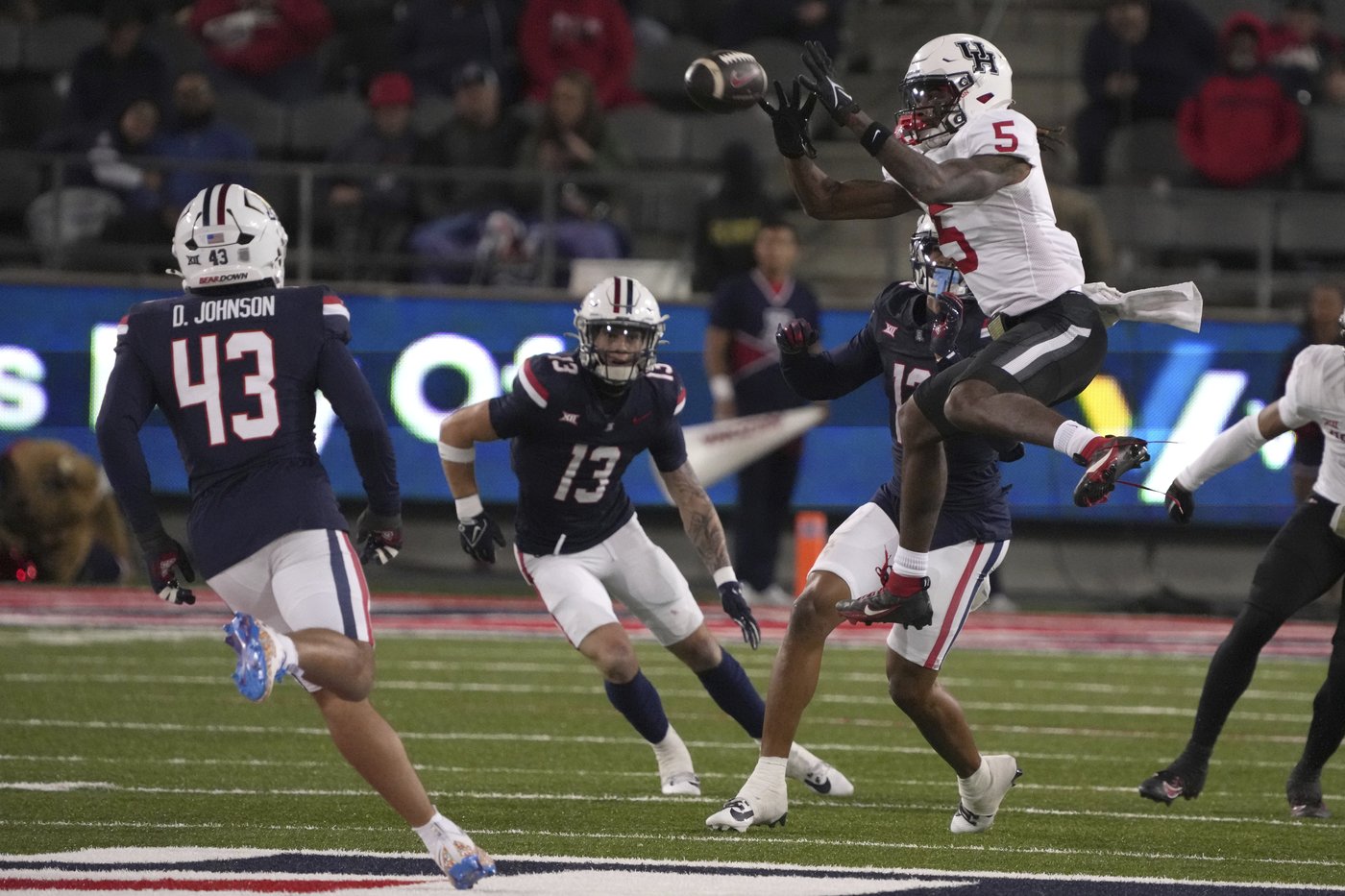 TCU already bowl eligible going into home finale while Arizona has to win out to get to 6 wins | iNFOnews.ca