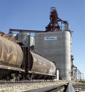 Grain shipping companies face railway backlog, deteriorating service: report | iNFOnews.ca