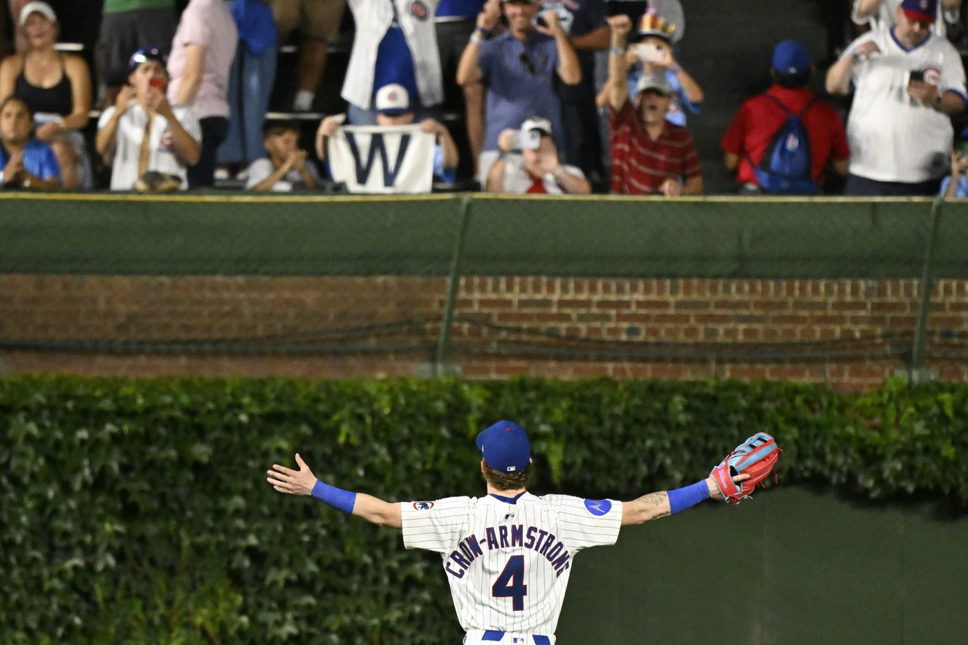 Pete Crow-Armstrong hits 1 of Cubs' 5 solo homers to back Imanaga in 6-0 win over Red Sox | iNFOnews.ca Pete Crow-Armstrong hits 1 of Cubs' 5 solo homers to back Imanaga in 6-0 win over Red Sox | iNFOnews.ca