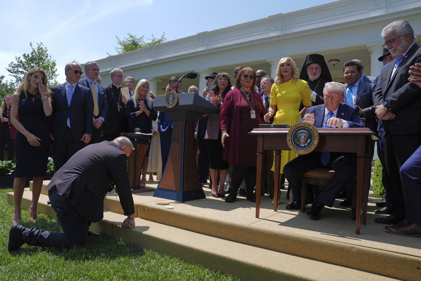 PHOTO COLLECTION: Trump-National Day of Prayer | iNFOnews.ca PHOTO COLLECTION: Trump-National Day of Prayer | iNFOnews.ca