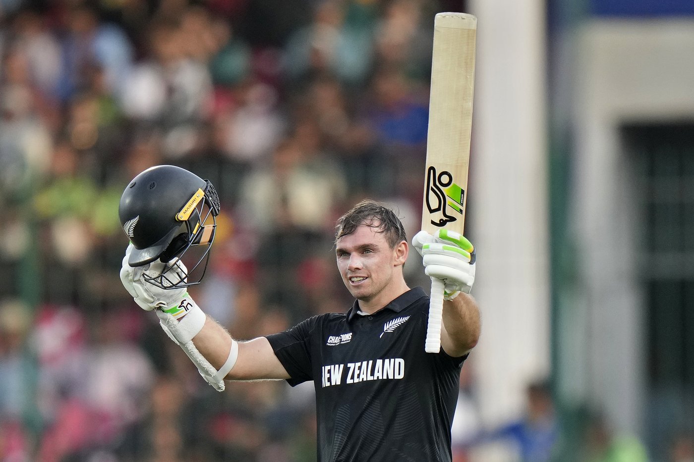 Latham and Young centuries propel New Zealand to big win over Pakistan in Champions Trophy opener | iNFOnews.ca