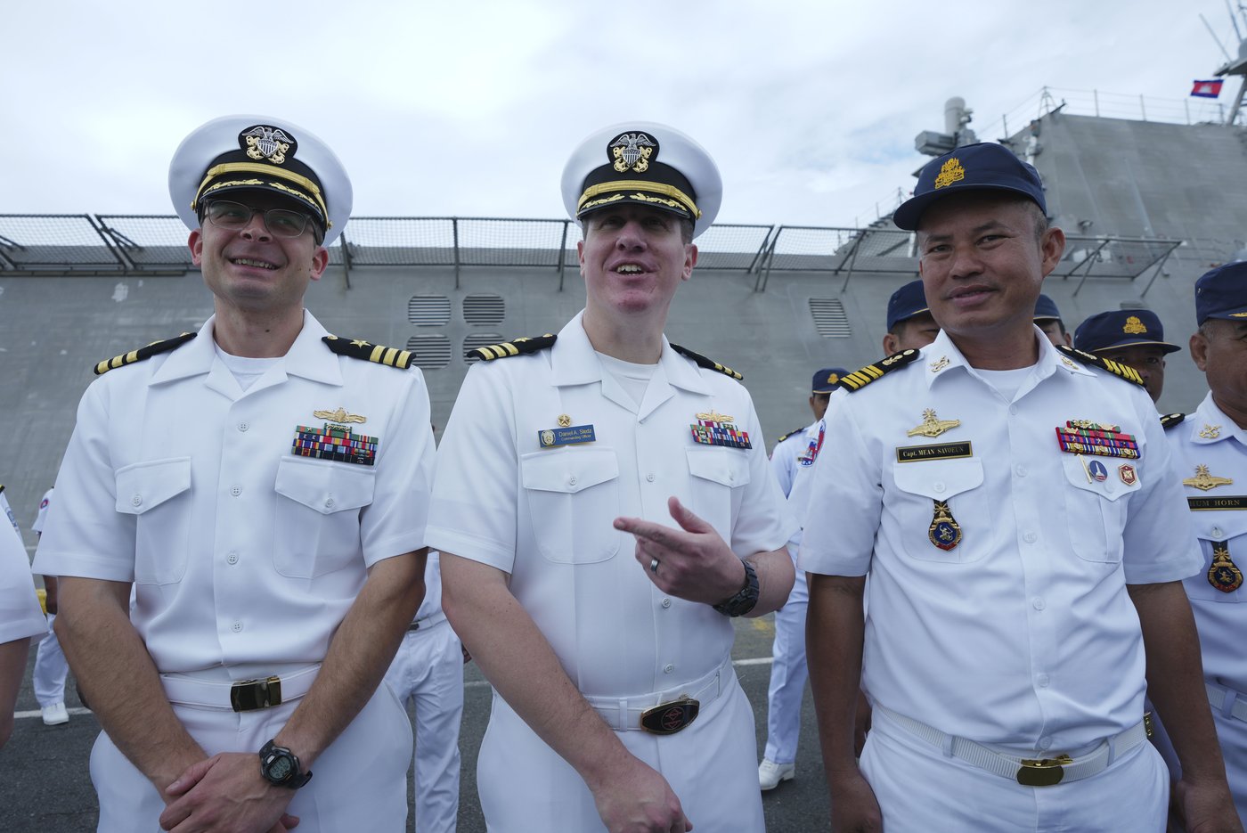 For the first time in 8 years, a US Navy ship makes a port call in Cambodia, a top Chinese ally | iNFOnews.ca For the first time in 8 years, a US Navy ship makes a port call in Cambodia, a top Chinese ally | iNFOnews.ca