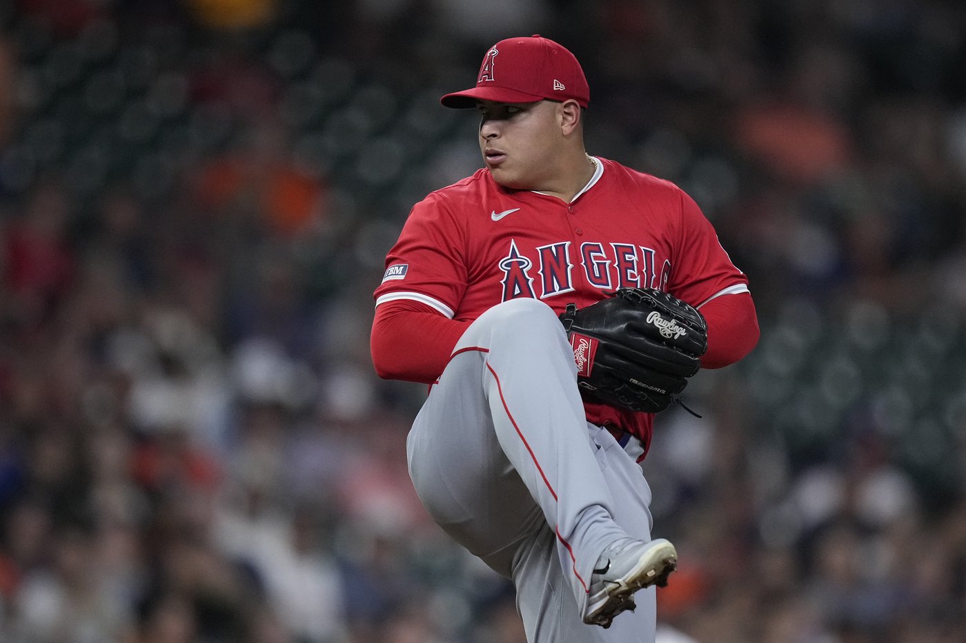 Jon Singleton's two-run double in eighth lifts Astros to 3-1 win over Angels | iNFOnews.ca Jon Singleton's two-run double in eighth lifts Astros to 3-1 win over Angels | iNFOnews.ca