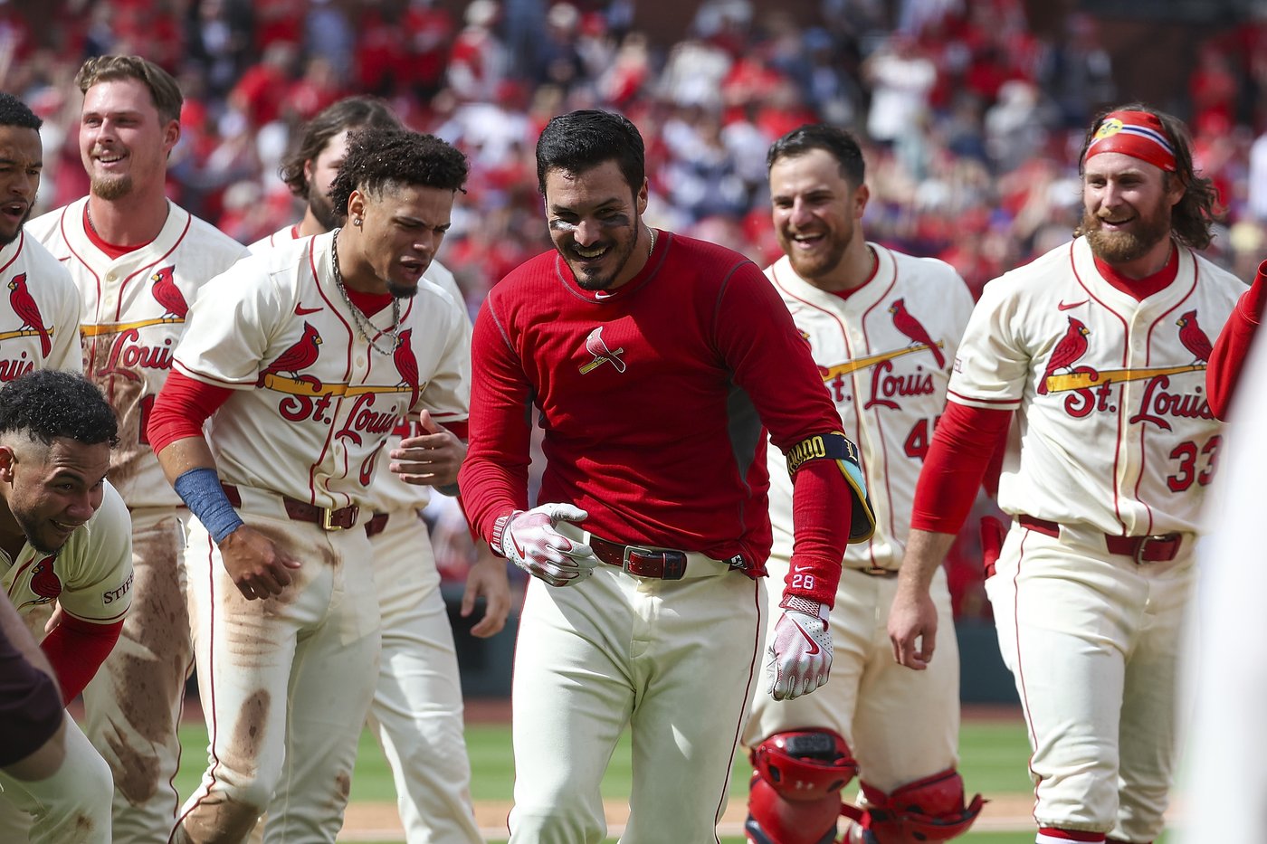 Arenado's walk-off home run lifts Cardinals over Brewers 6-5 after blown 5-0 lead | iNFOnews.ca Arenado's walk-off home run lifts Cardinals over Brewers 6-5 after blown 5-0 lead | iNFOnews.ca