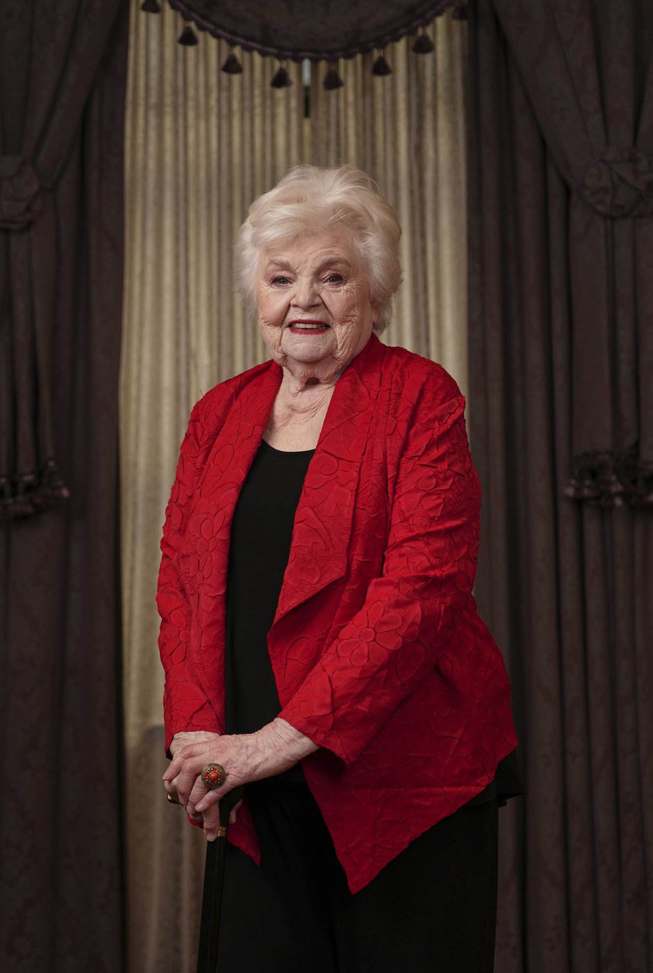 How does June Squibb do it at age 95? 'I just gird my loins and go' | iNFOnews.ca