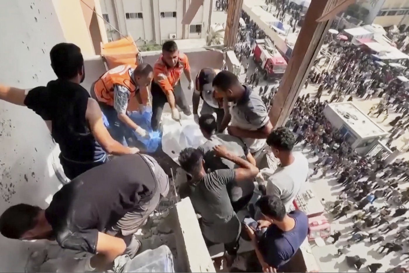 Takeaways from AP reporting on Israeli strike on Gaza hospital that killed journalists and medics | iNFOnews.ca