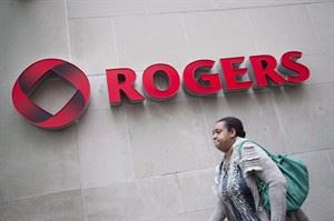 Rogers profits fall as it faces hockey costs, slow Q3 subscriber growth | iNFOnews.ca CP30397282
