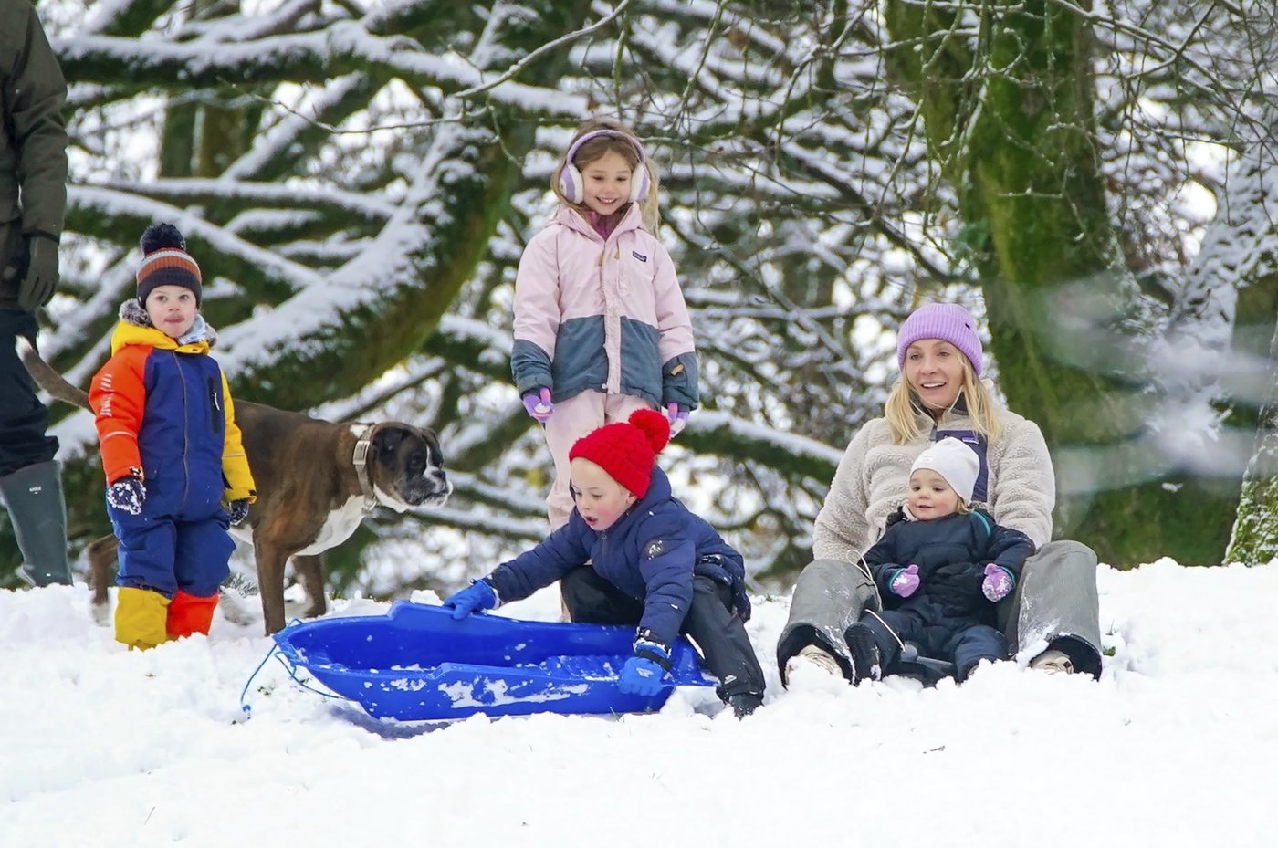 School closures and travel delays as Arctic air brings snow and sleet to parts of the UK | iNFOnews.ca