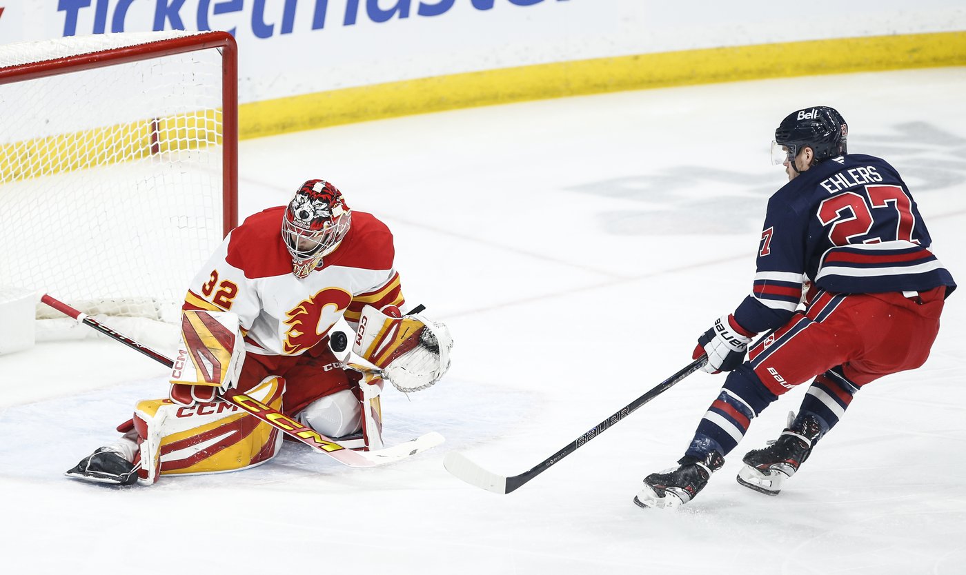 Wolf, Coleman lead Flames past Jets 3-1 | iNFOnews.ca Wolf, Coleman lead Flames past Jets 3-1 | iNFOnews.ca