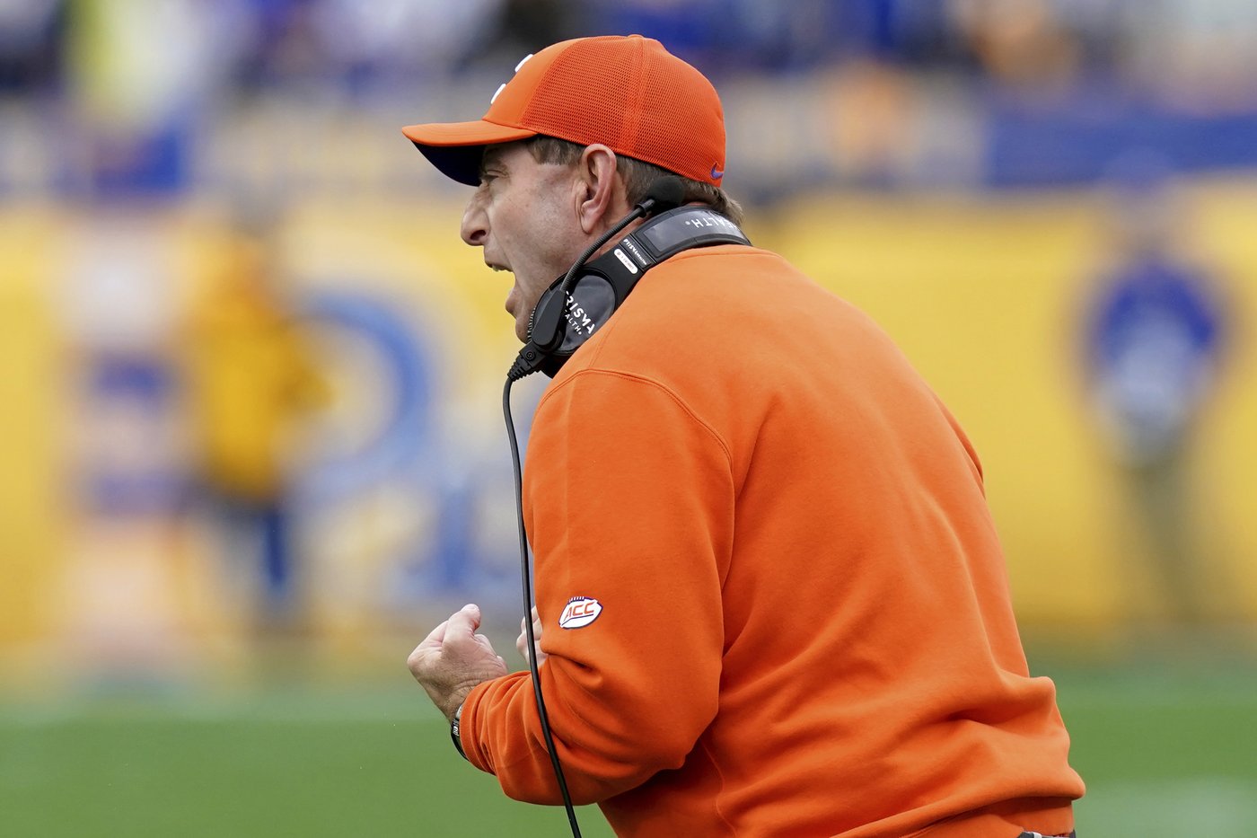 Klubnik's late touchdown run helps No. 17 Clemson escape with a 24-20 win over Pitt | iNFOnews.ca Klubnik's late touchdown run helps No. 17 Clemson escape with a 24-20 win over Pitt | iNFOnews.ca