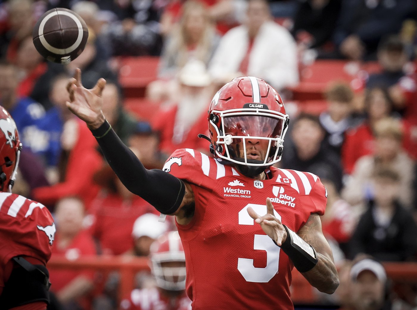 Stampeders hand Blue Bombers first loss of the season with 37-16 victory | iNFOnews.ca