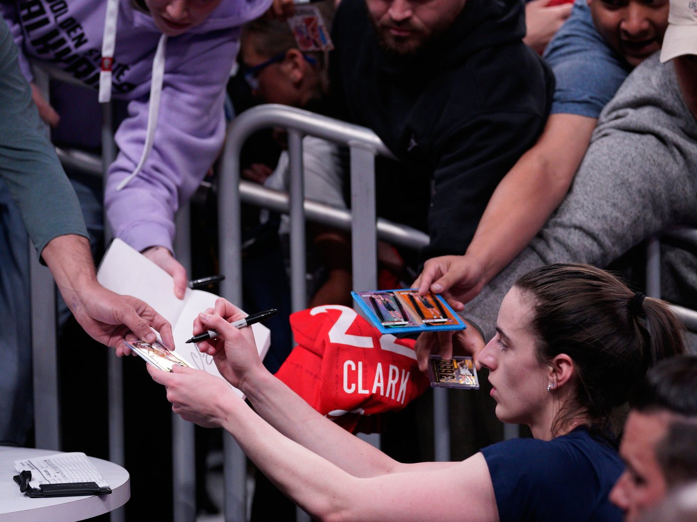 Kayla Thornton scores 16 points as Valkyries rally past Caitlin Clark, Fever 88-77 | iNFOnews.ca Kayla Thornton scores 16 points as Valkyries rally past Caitlin Clark, Fever 88-77 | iNFOnews.ca