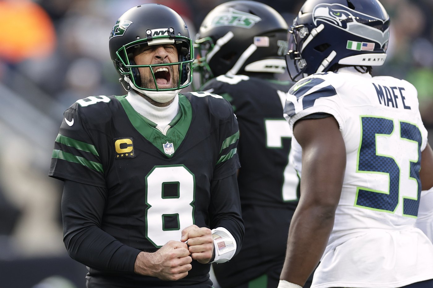 Williams' 92-yard INT return and Charbonnet's late TD run help Seahawks top Jets 26-21 | iNFOnews.ca