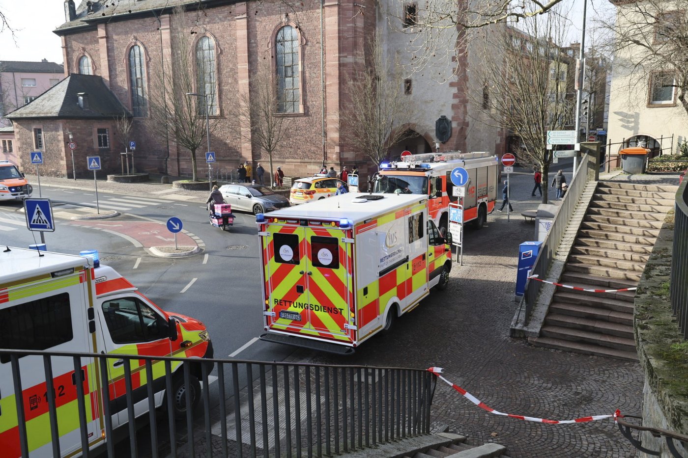 2 people are killed in a knife attack in Germany. Scholz says there must be consequences | iNFOnews.ca 2 people are killed in a knife attack in Germany. Scholz says there must be consequences | iNFOnews.ca