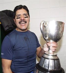 Former star quarterback Antony Calvillo named Alouettes receivers coach | iNFOnews.ca