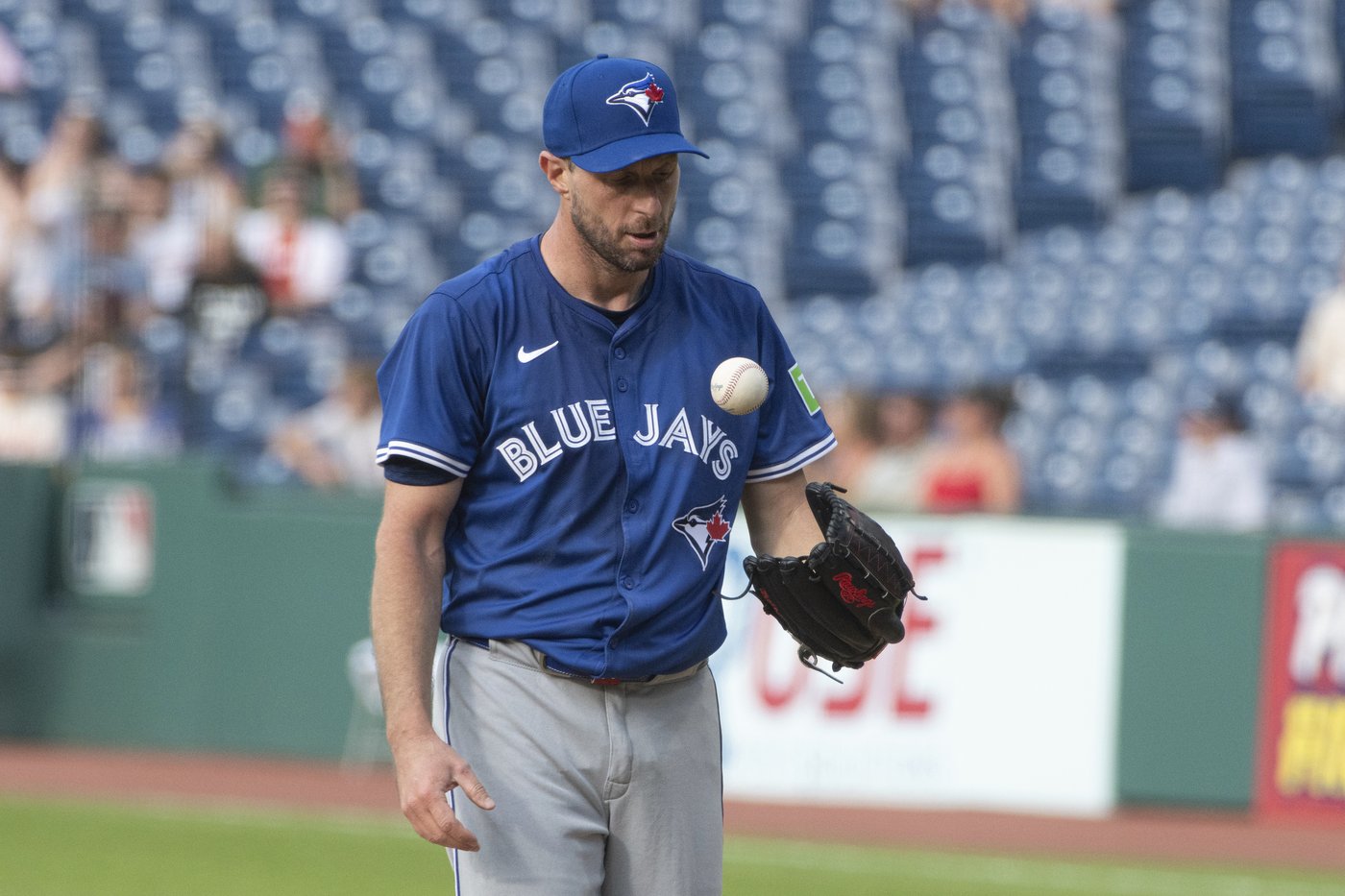 José Ramírez hits an RBI single in 10th to give Guardians 5-4 win over Blue Jays | iNFOnews.ca José Ramírez hits an RBI single in 10th to give Guardians 5-4 win over Blue Jays | iNFOnews.ca