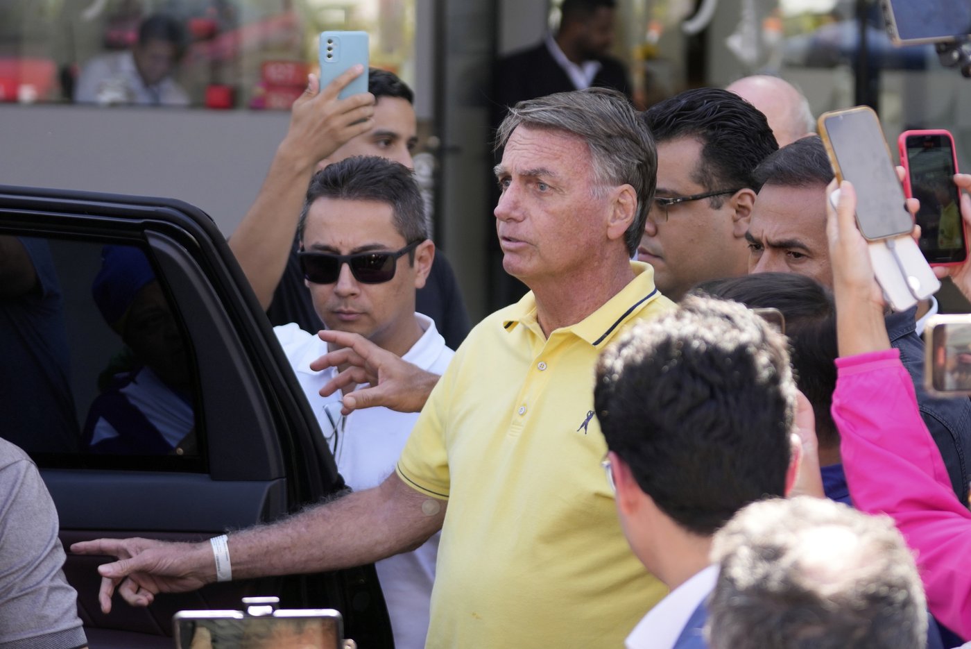 Brazil's former president Bolsonaro temporarily leaves house arrest for medical exams | iNFOnews.ca Brazil's former president Bolsonaro temporarily leaves house arrest for medical exams | iNFOnews.ca