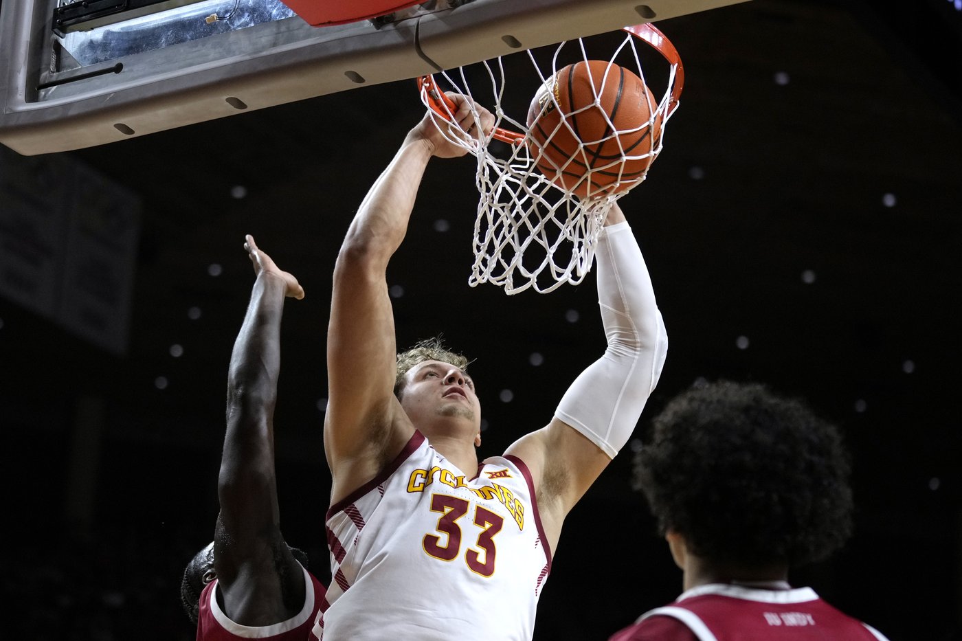 Jones scores 20 points off bench, Lipsey adds 17 in No. 5 Cyclones' 87-52 win over IU Indianapolis | iNFOnews.ca