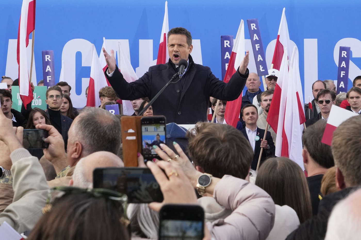 Poland votes for a new president Sunday as worries grow about the future | iNFOnews.ca Poland votes for a new president Sunday as worries grow about the future | iNFOnews.ca