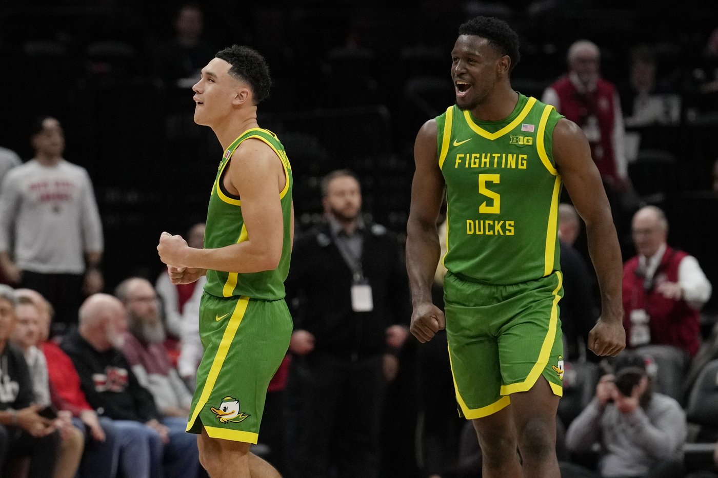 No. 15 Oregon rallies late to beat Ohio State 73-71 | iNFOnews.ca No. 15 Oregon rallies late to beat Ohio State 73-71 | iNFOnews.ca