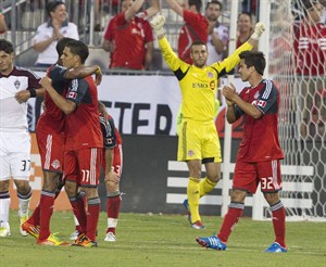 Toronto FC rallies to defeat Colorado 2-1 on goal by newly acquired forward | iNFOnews.ca CP19456692