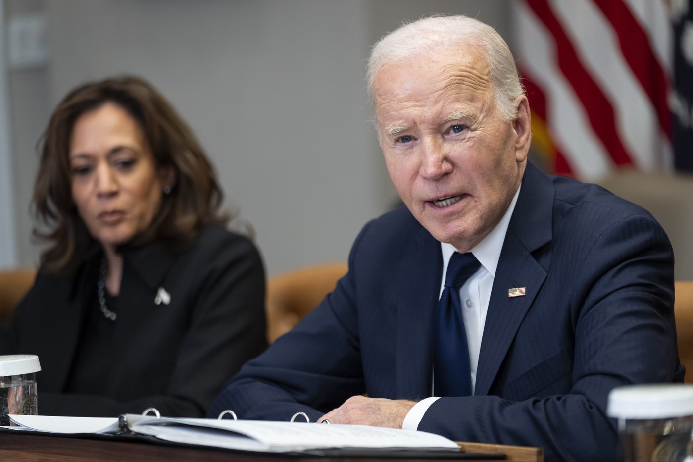 Americans have dimmer view of Biden than they did of Trump or Obama as term ends, AP-NORC poll finds | iNFOnews.ca Americans have dimmer view of Biden than they did of Trump or Obama as term ends, AP-NORC poll finds | iNFOnews.ca