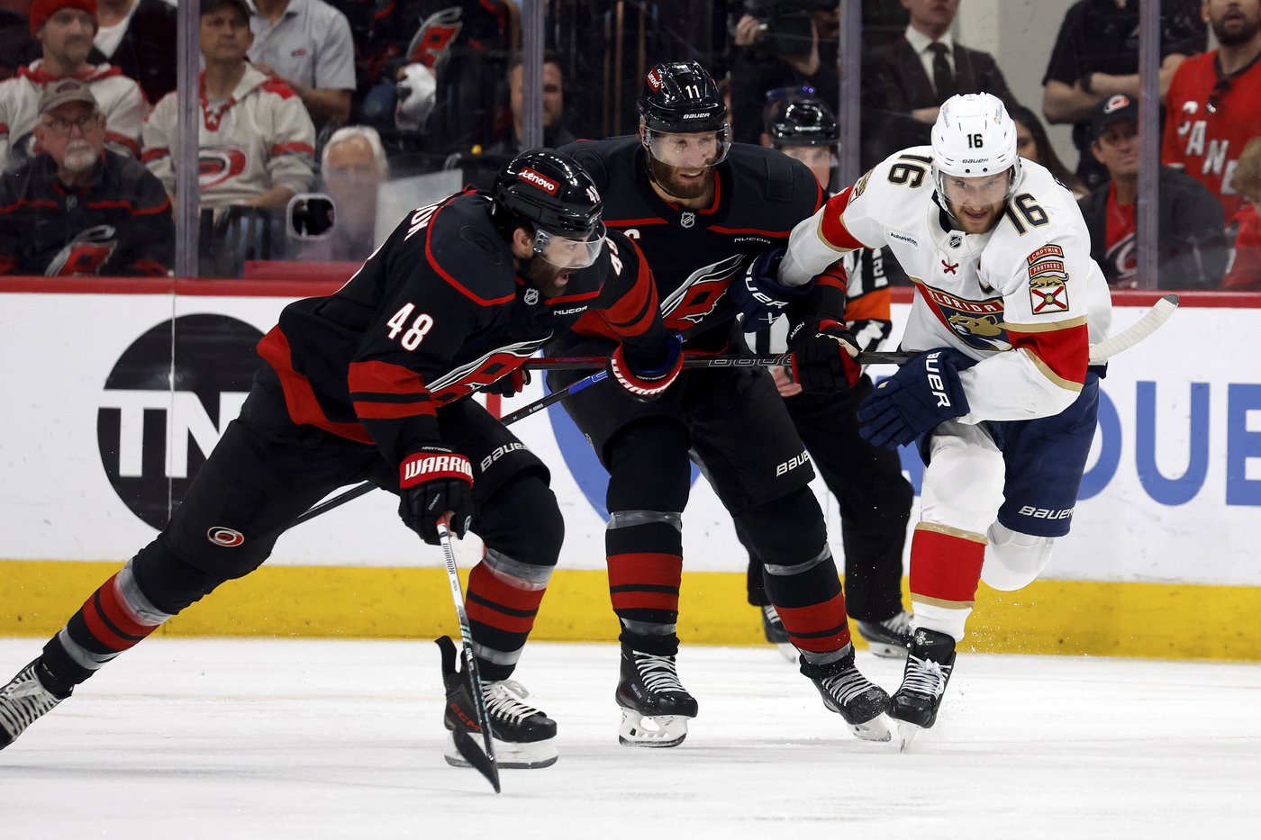 Bennett, Verhaeghe help Panthers roll past Hurricanes 5-0, take 2-0 lead in Eastern final | iNFOnews.ca Bennett, Verhaeghe help Panthers roll past Hurricanes 5-0, take 2-0 lead in Eastern final | iNFOnews.ca