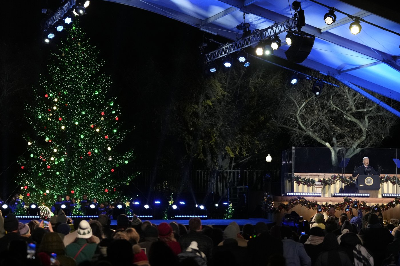 Biden at tree lighting says his holiday wish is for US to continue to seek light, liberty and love | iNFOnews.ca Biden at tree lighting says his holiday wish is for US to continue to seek light, liberty and love | iNFOnews.ca