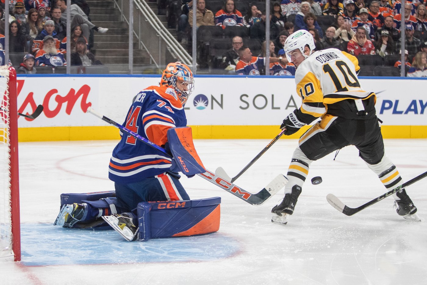 Stuart Skinner earns shutout as Edmonton Oilers blank Pittsburgh Penguins 4-0 | iNFOnews.ca Stuart Skinner earns shutout as Edmonton Oilers blank Pittsburgh Penguins 4-0 | iNFOnews.ca