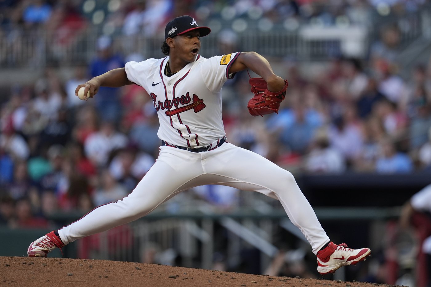 Olson's grand slam powers Braves' seven-run inning in 8-3 win over Angels | iNFOnews.ca