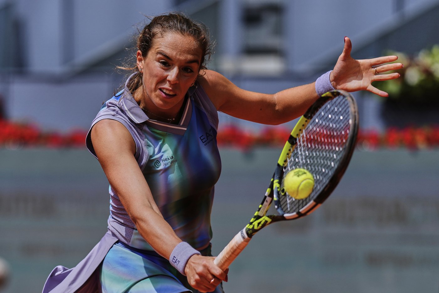 Osaka’s clay-court season starts with a loss in 1st round of Madrid Open | iNFOnews.ca Osaka’s clay-court season starts with a loss in 1st round of Madrid Open | iNFOnews.ca