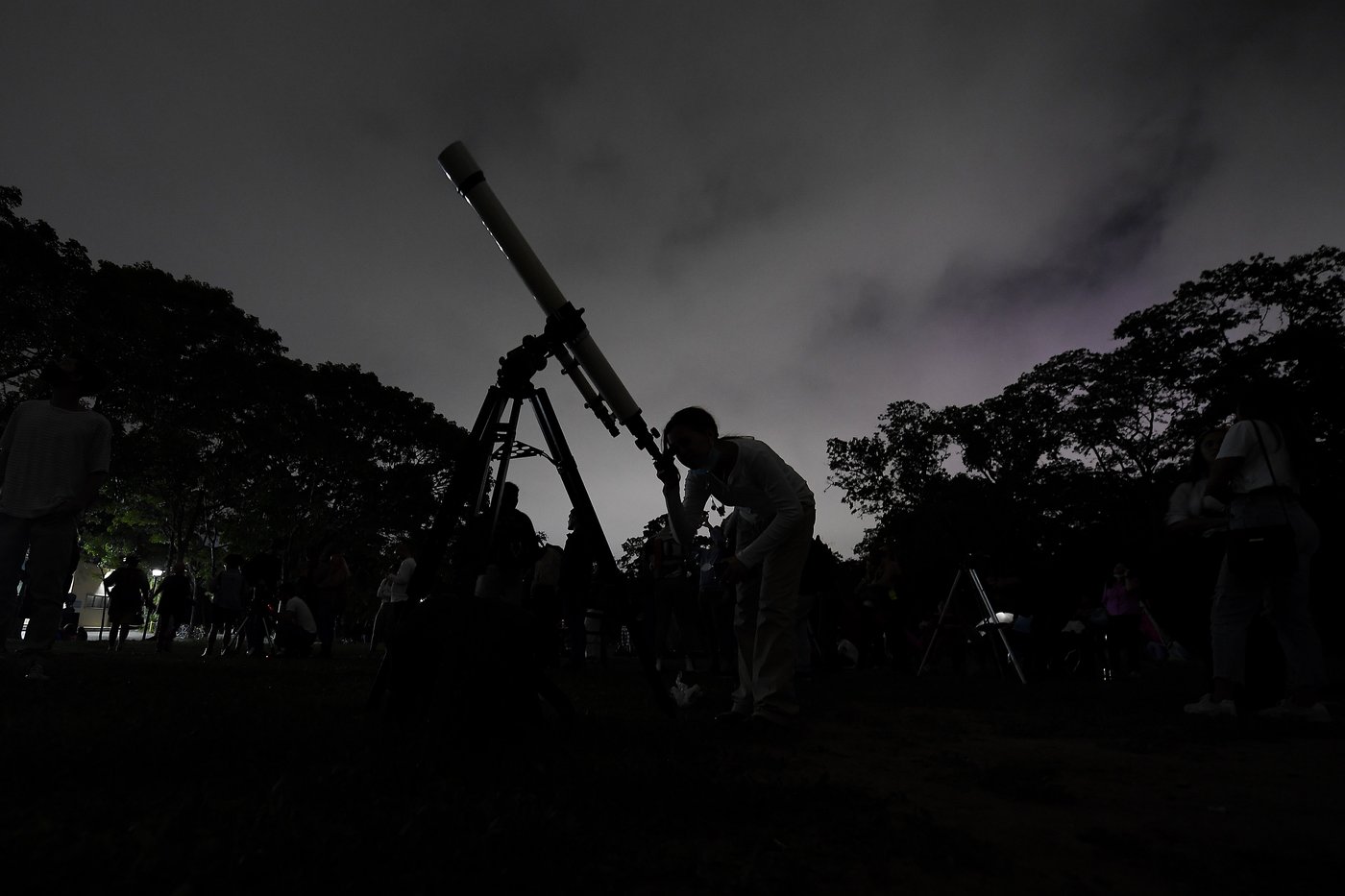 Six planets are hanging out in early morning skies this month. Here's how to spot them | iNFOnews.ca