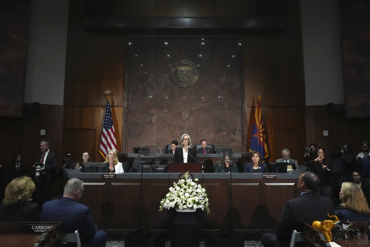 Arizona's Democratic governor faces uphill battle as Republicans control Legislature | iNFOnews.ca