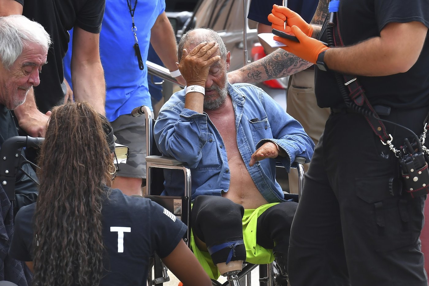 Flames tear through assisted-living facility in Massachusetts, killing 9 and trapping residents | iNFOnews.ca Flames tear through assisted-living facility in Massachusetts, killing 9 and trapping residents | iNFOnews.ca
