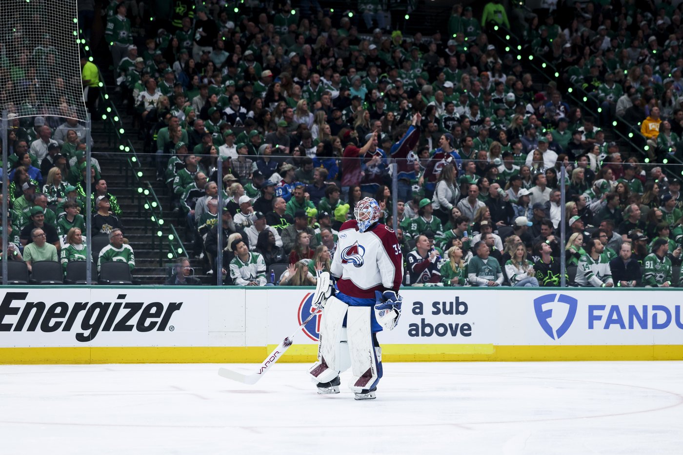 Blackwood is new in net for playoff-experienced Avalanche and seeks a 2-0 series lead over Stars | iNFOnews.ca Blackwood is new in net for playoff-experienced Avalanche and seeks a 2-0 series lead over Stars | iNFOnews.ca