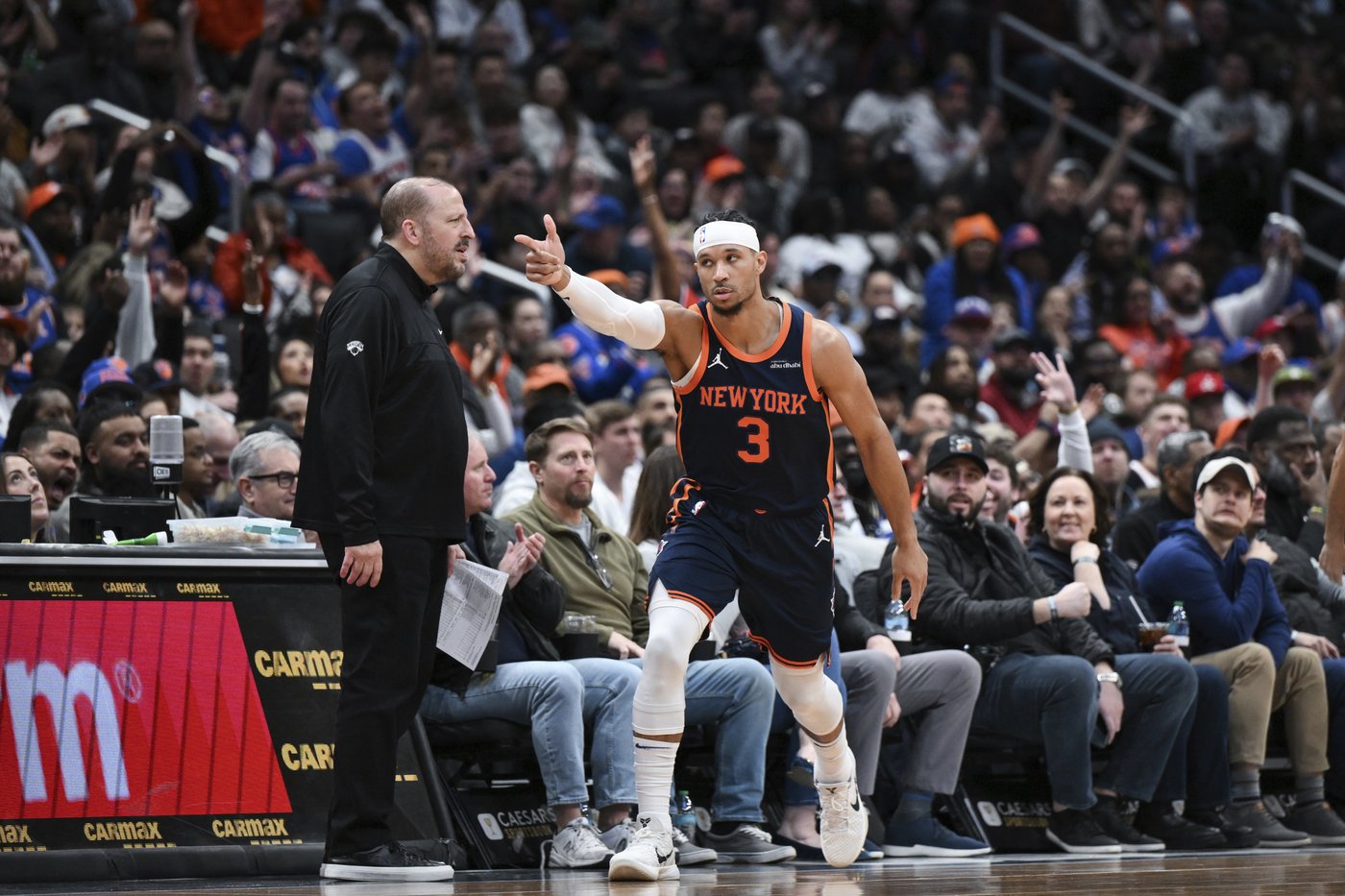 Hart's triple-double, Towns' 32 points lead Knicks to 8th straight win, 126-106 over Wizards | iNFOnews.ca Hart's triple-double, Towns' 32 points lead Knicks to 8th straight win, 126-106 over Wizards | iNFOnews.ca