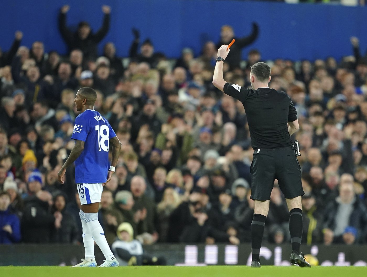 Brentford has Norgaard's red card overturned after sending off against Everton | iNFOnews.ca