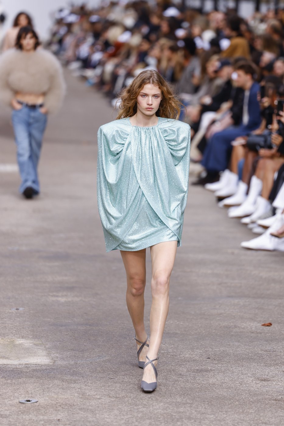 Balenciaga upturns luxury in Paris as McCartney puts on high-octane fashion with playful, eco twist | iNFOnews.ca Balenciaga upturns luxury in Paris as McCartney puts on high-octane fashion with playful, eco twist | iNFOnews.ca
