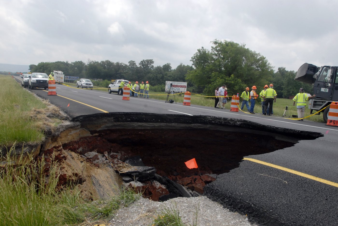 A sinkhole may have swallowed a Pennsylvania woman. What are sinkholes and how do they form? | iNFOnews.ca
