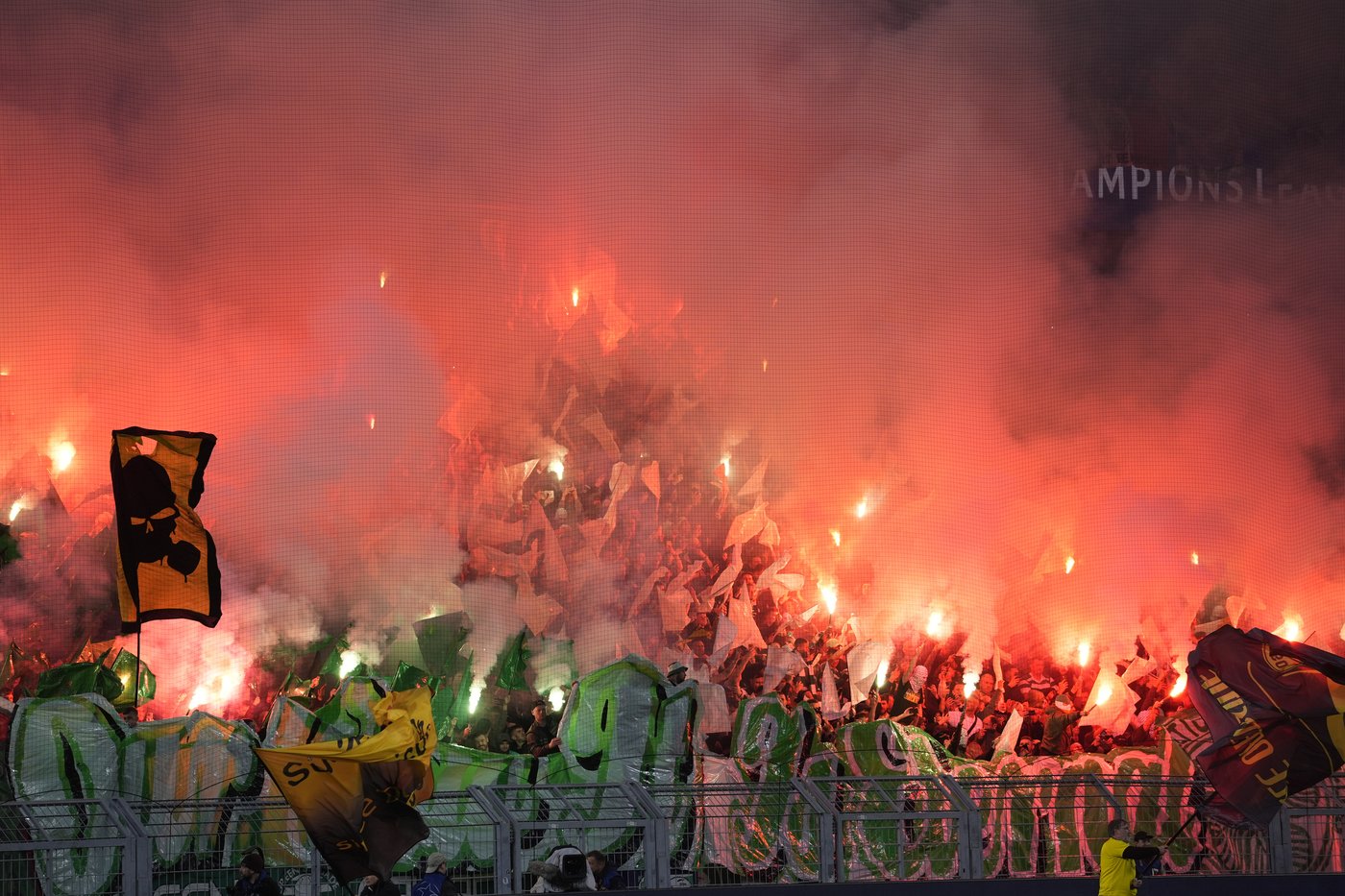 Borussia Dortmund fans blast 'UEFA mafia' for Champions League changes | iNFOnews.ca Borussia Dortmund fans blast 'UEFA mafia' for Champions League changes | iNFOnews.ca