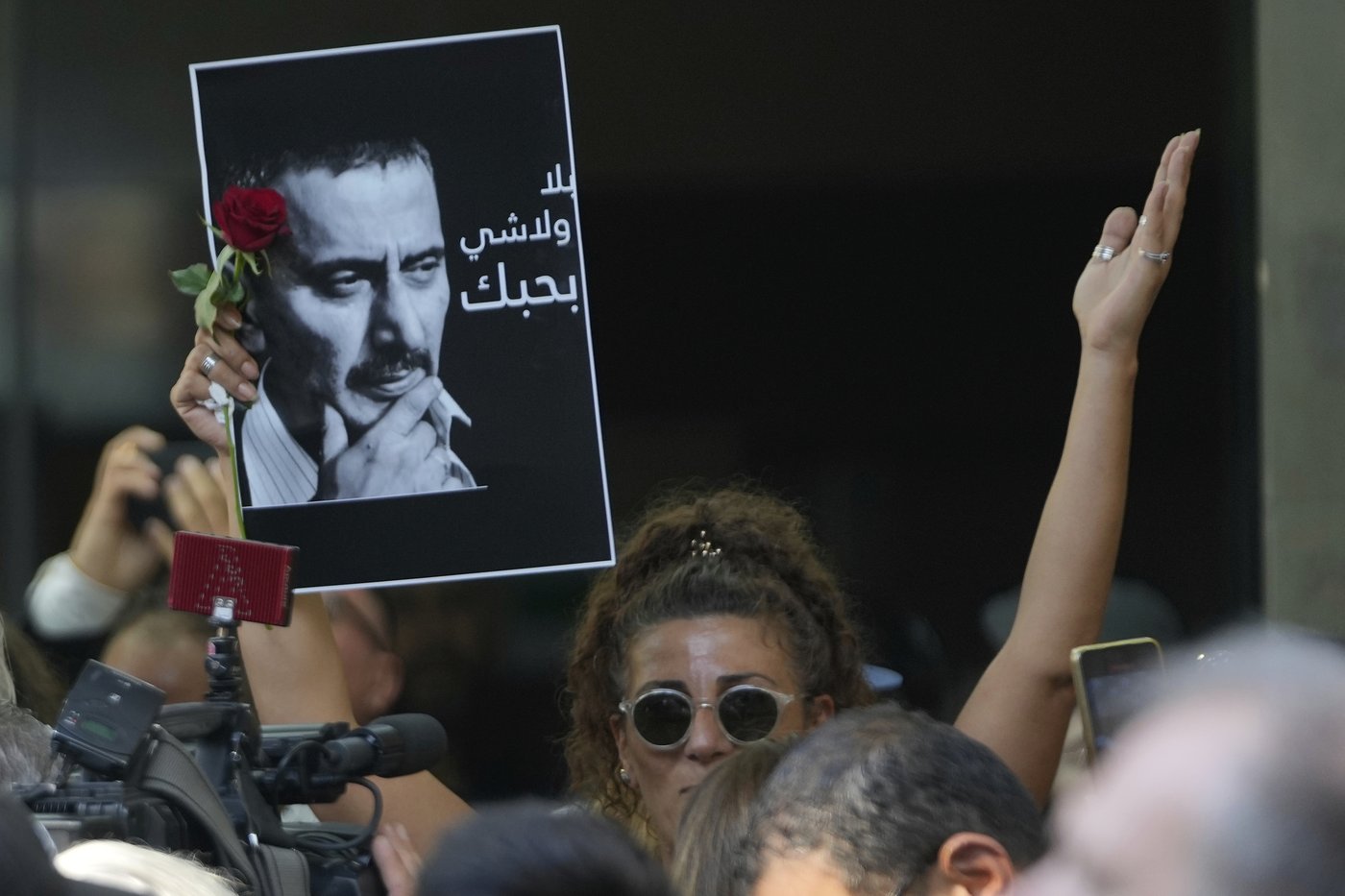 Lebanon mourns iconic composer Ziad Rahbani as mother Fayrouz makes rare appearance | iNFOnews.ca