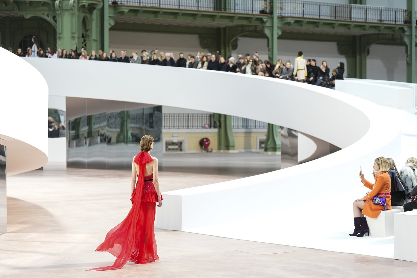 Chanel stuns with color, and Kylie Jenner, in Paris couture show | iNFOnews.ca