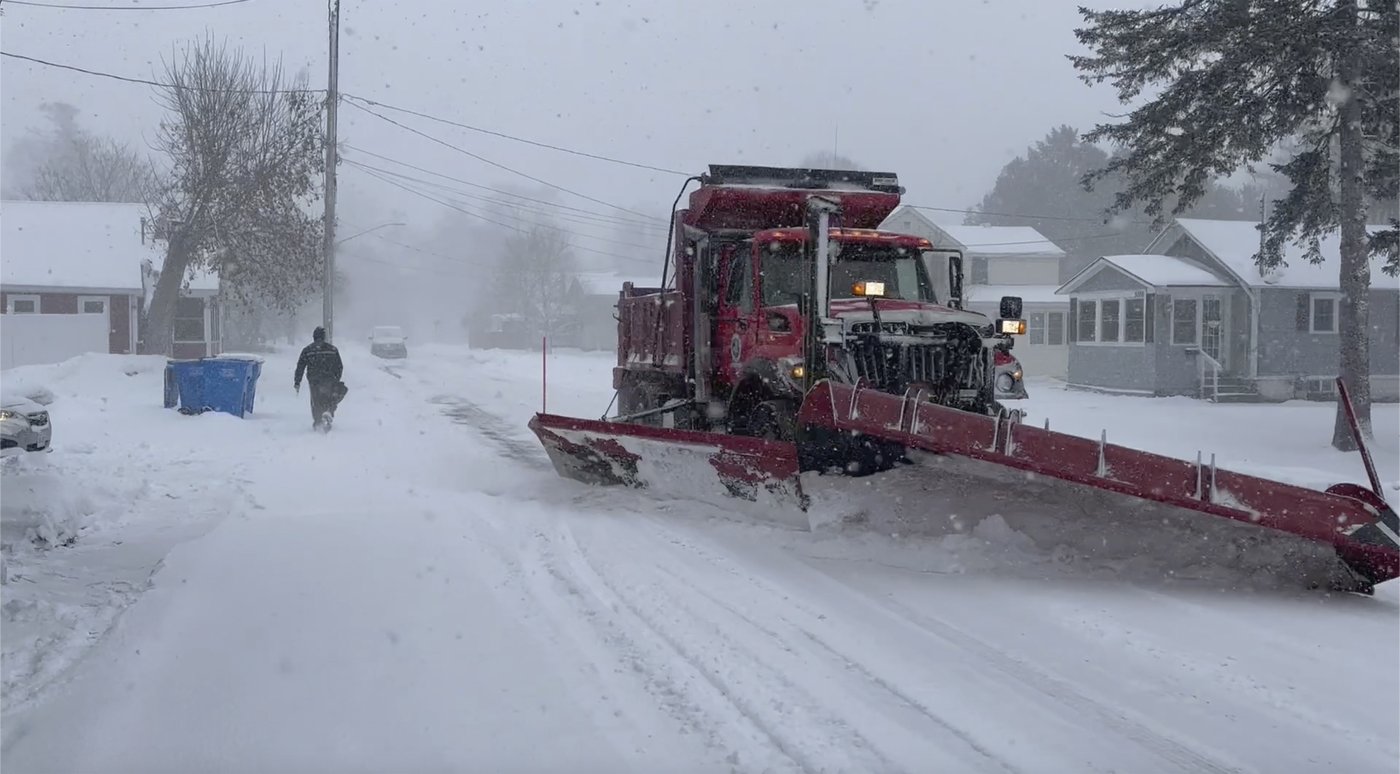 Bone-chilling cold returns to the Midwest in the wake of a storm that soaked the East Coast | iNFOnews.ca